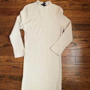 Forever 21 cream long sleeved dress size large